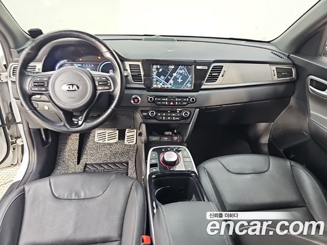 Kia Niro Taxi — пробег 233 627 км — фото 5 из 5
