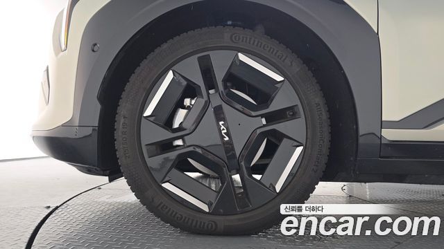 Kia EV3 из Кореи Encar