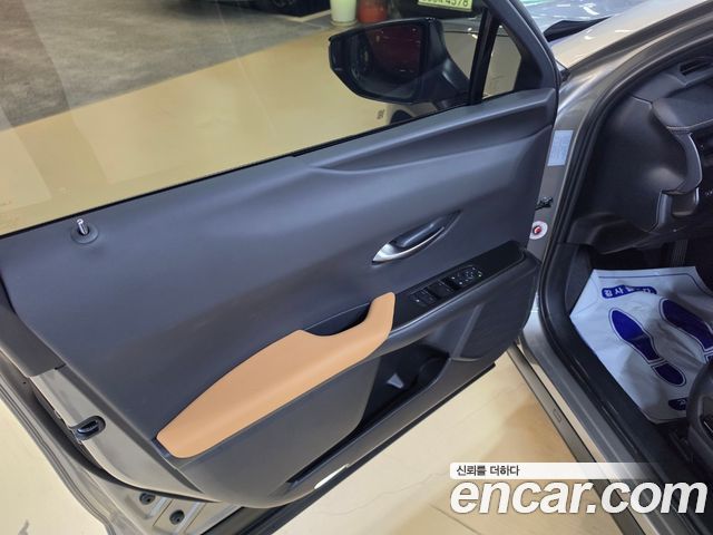 Lexus UX из Кореи Encar