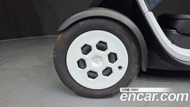 Renault (Samsung) Twizy из Кореи Encar