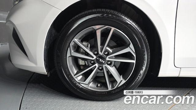 Kia K3 из Кореи Encar