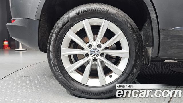 Volkswagen Tiguan 2.0 TDI Comfort 5N — пробег 216 929 км — фото 5 из 5