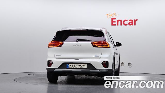 Kia Niro 1.6 HEV Prestige — пробег 98 857 км — фото 4 из 5