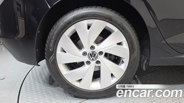 Volkswagen Golf 2.0 TDI Premium — пробег 40 825 км — фото 5 из 5