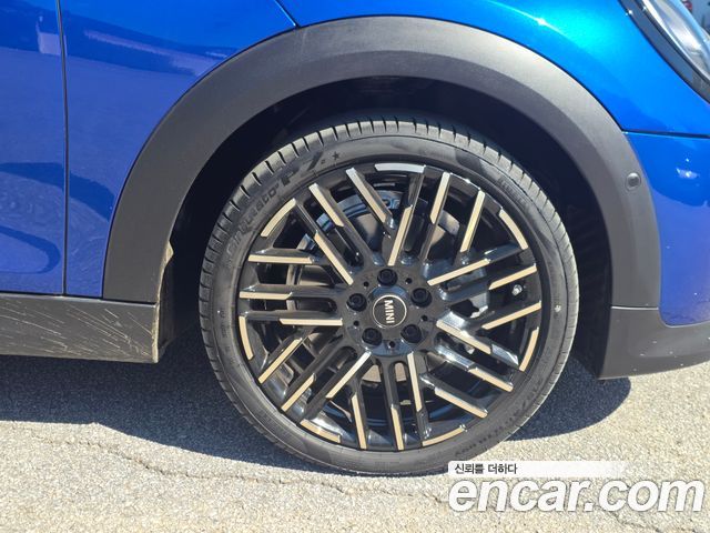 Mini Cooper 5 Door Favoured — пробег 4 029 км — фото 5 из 5