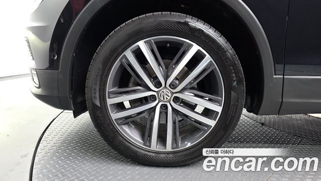 Volkswagen Tiguan 2.0 TDI Prestige — пробег 74 438 км — фото 5 из 5