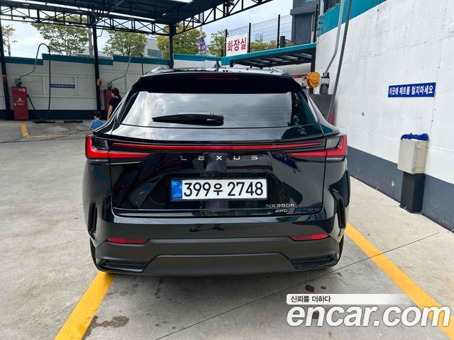 Lexus NX Luxury — пробег 3 300 км — фото 3 из 5