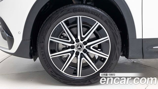 Mercedes-Benz EQB EQB300 4MATIC AMG Line — пробег 2 900 км — фото 5 из 5