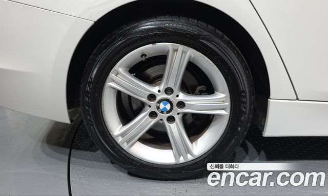 BMW 3-Series из Кореи Encar