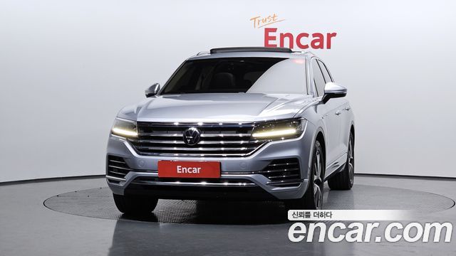Volkswagen Touareg 3.0 TDI Prestige — пробег 111 986 км — фото 3 из 5
