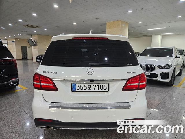 Mercedes-Benz GLS-Class GLS500 4MATIC — пробег 106 144 км — фото 4 из 5