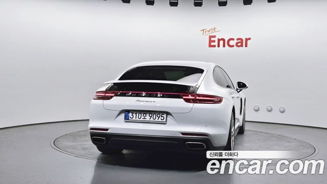 Porsche Panamera 3.0 AWD — пробег 98 744 км — фото 4 из 5