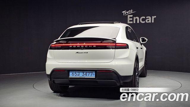 Porsche Macan из Кореи Encar