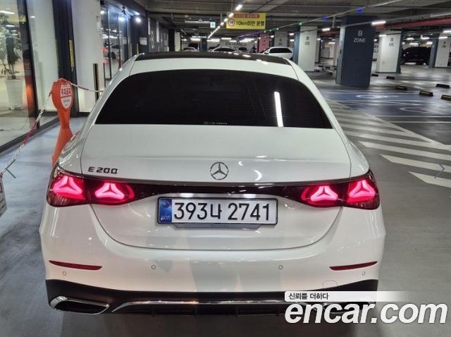 Mercedes-Benz E-Class из Кореи Encar