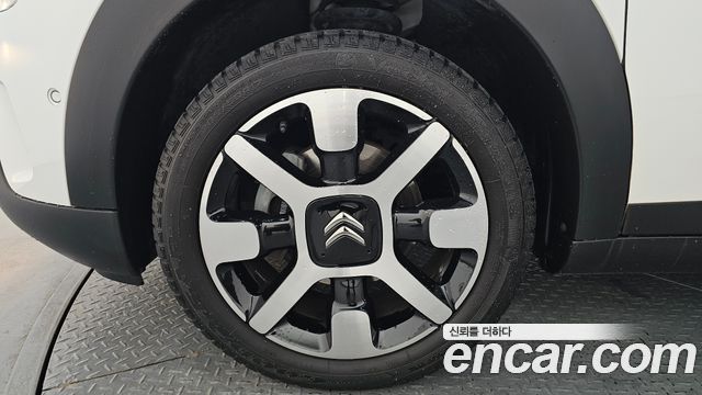 Citroen-DS C4 CACTUS из Кореи Encar