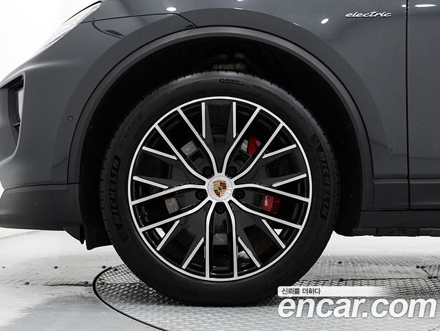 Porsche Macan из Кореи Encar