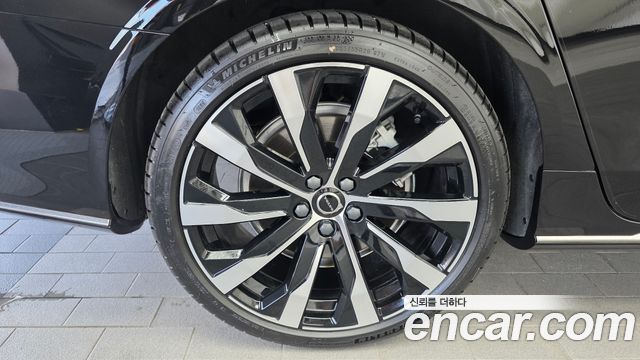 Volvo S90 из Кореи Encar