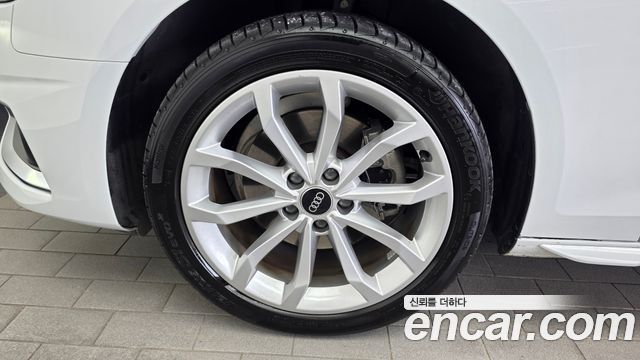 Audi A4 из Кореи Encar