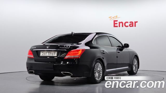 Hyundai Equus из Кореи Encar