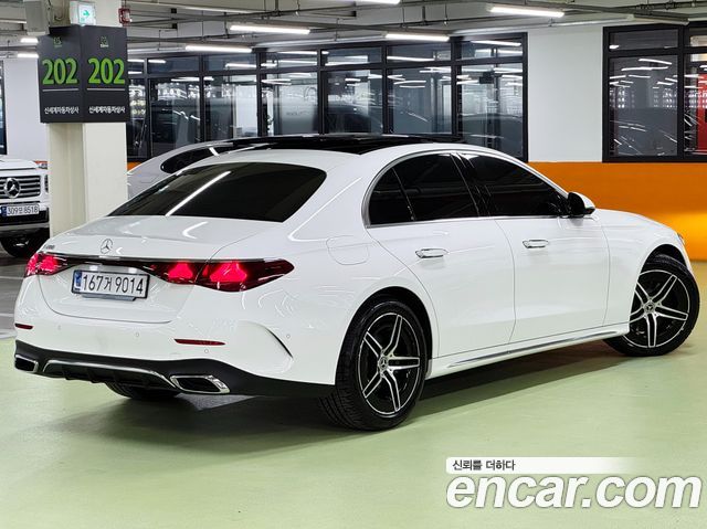 Mercedes-Benz E-Class из Кореи Encar