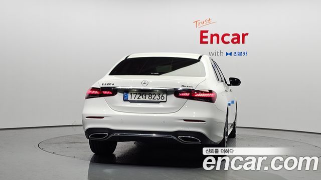 Mercedes-Benz E-Class из Кореи Encar