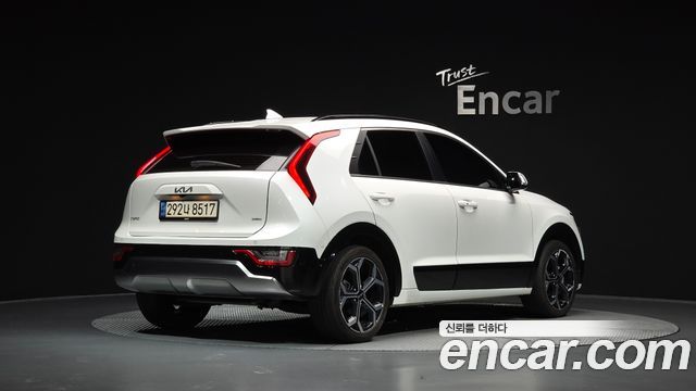 Kia Niro Signature — пробег 116 041 км — фото 2 из 5