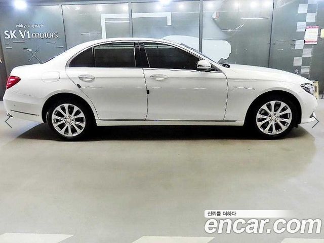 Mercedes-Benz E-Class E220d 4MATIC Exclusive — пробег 141 350 км — фото 3 из 5