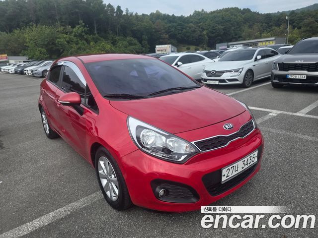 Kia pride 1.6 GDI Hatchback Luxury — пробег 51 000 км — фото 3 из 5
