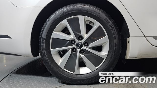Kia K7 из Кореи Encar