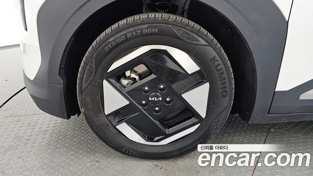 Kia EV3 из Кореи Encar