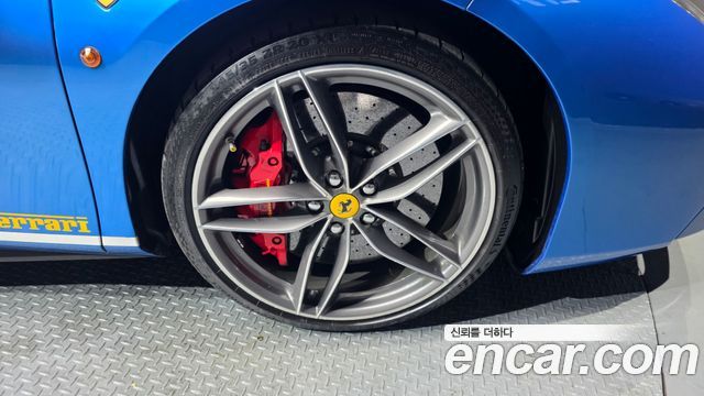 Ferrari 488 из Кореи Encar