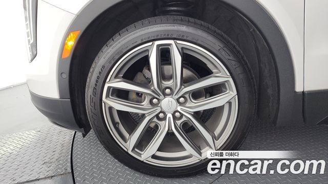 Cadillac XT4 из Кореи Encar