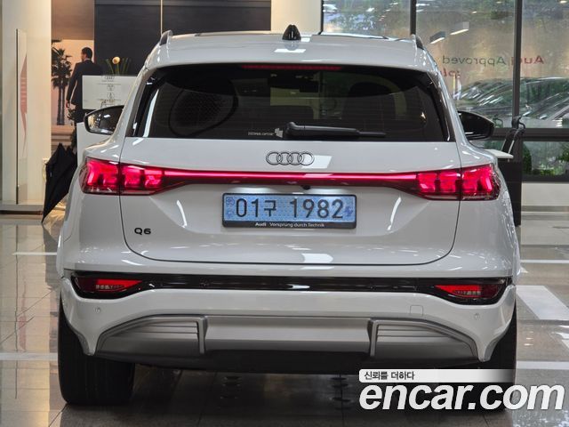 Audi Q6 e-tron из Кореи Encar