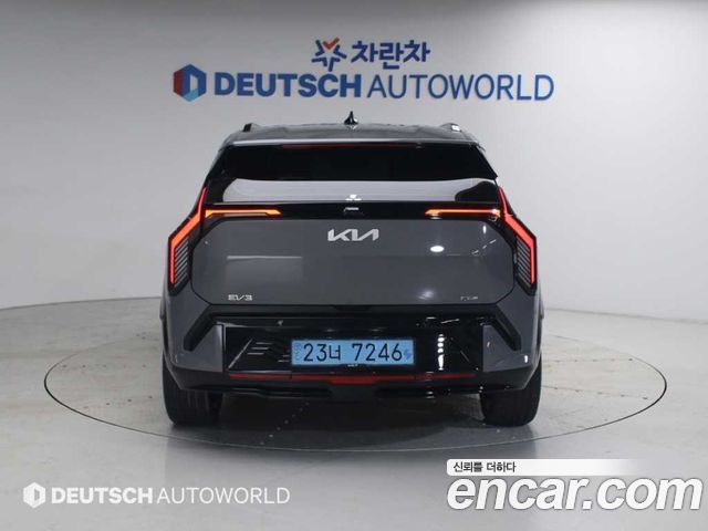 Kia EV3 из Кореи Encar
