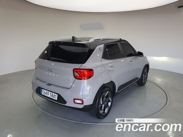 Hyundai Venue из Кореи Encar