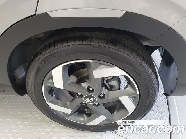Hyundai Venue из Кореи Encar