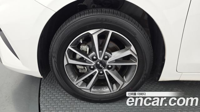Kia K3 из Кореи Encar