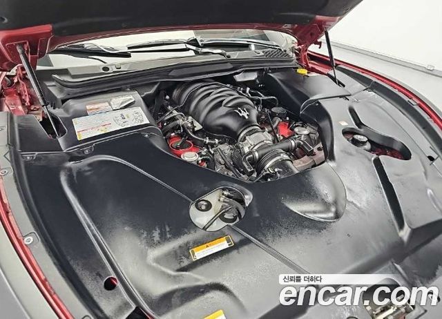 Maserati Gran Cabrio из Кореи Encar