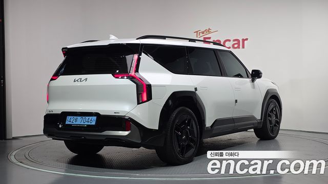 Kia EV9 из Кореи Encar
