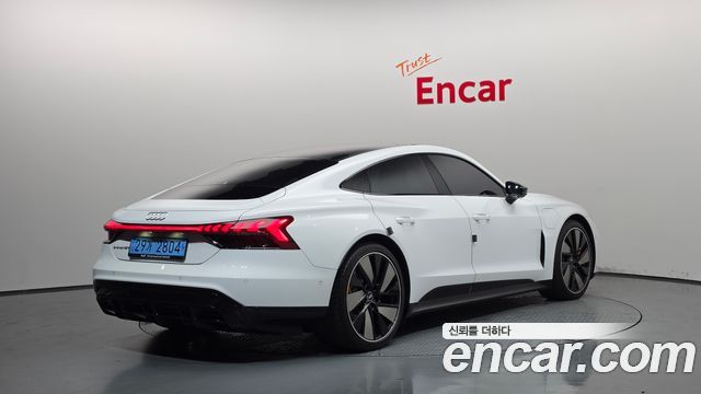 Audi e-tron GT из Кореи Encar