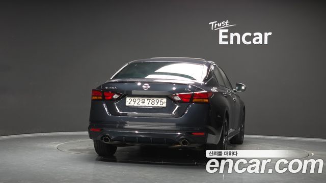 Nissan Altima из Кореи Encar