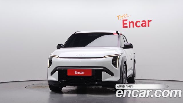 Kia EV3 из Кореи Encar