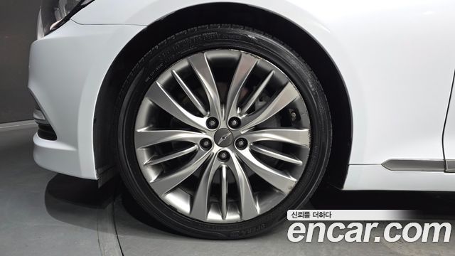 Hyundai Genesis из Кореи Encar