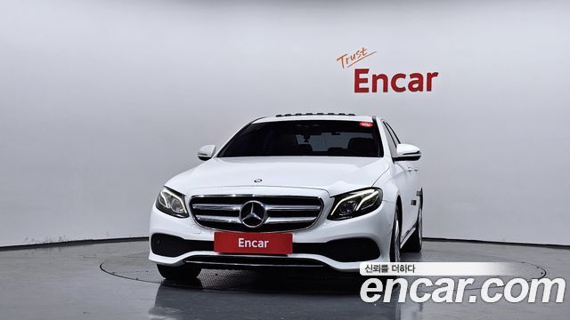 Mercedes-Benz E-Class из Кореи Encar