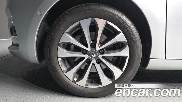 Renault (Samsung) Zoe из Кореи Encar