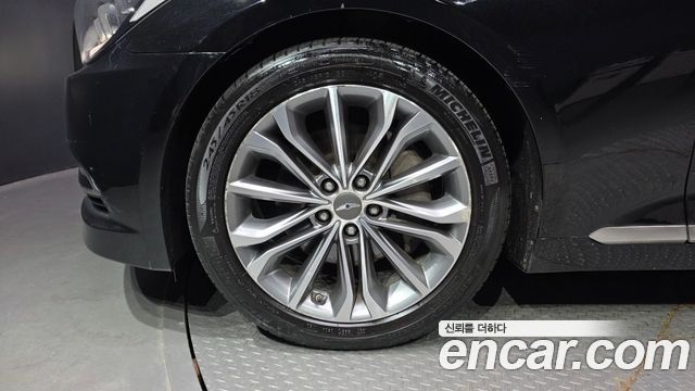 Hyundai Genesis из Кореи Encar