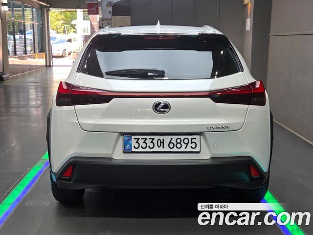 Lexus UX из Кореи Encar