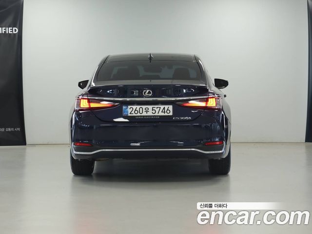 Lexus ES из Кореи Encar