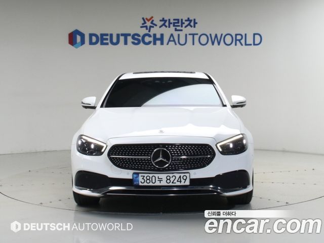 Mercedes-Benz E-Class E350 4MATIC Avantgarde — пробег 71 760 км — фото 3 из 5