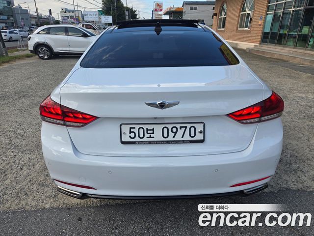 Hyundai Genesis из Кореи Encar